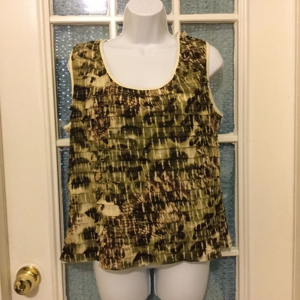 K Studio Collection sleeveless top size 18